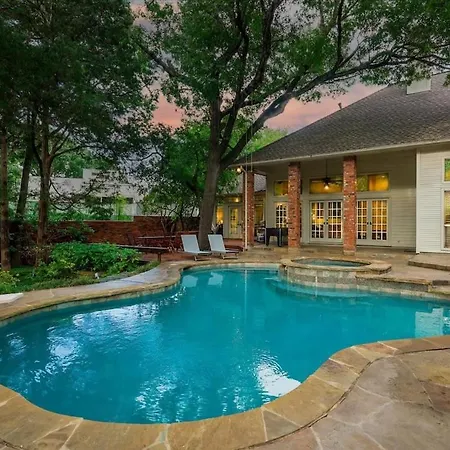 Dallas Gem 5 Bedrooms Home With Pool Game Room